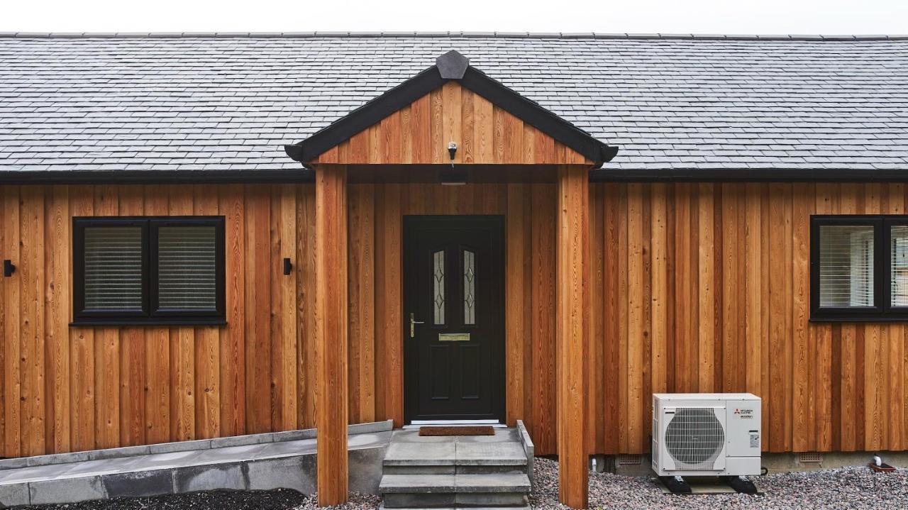 Shoreland Lodges - Cherry Lodge Fort Augustus Bagian luar foto