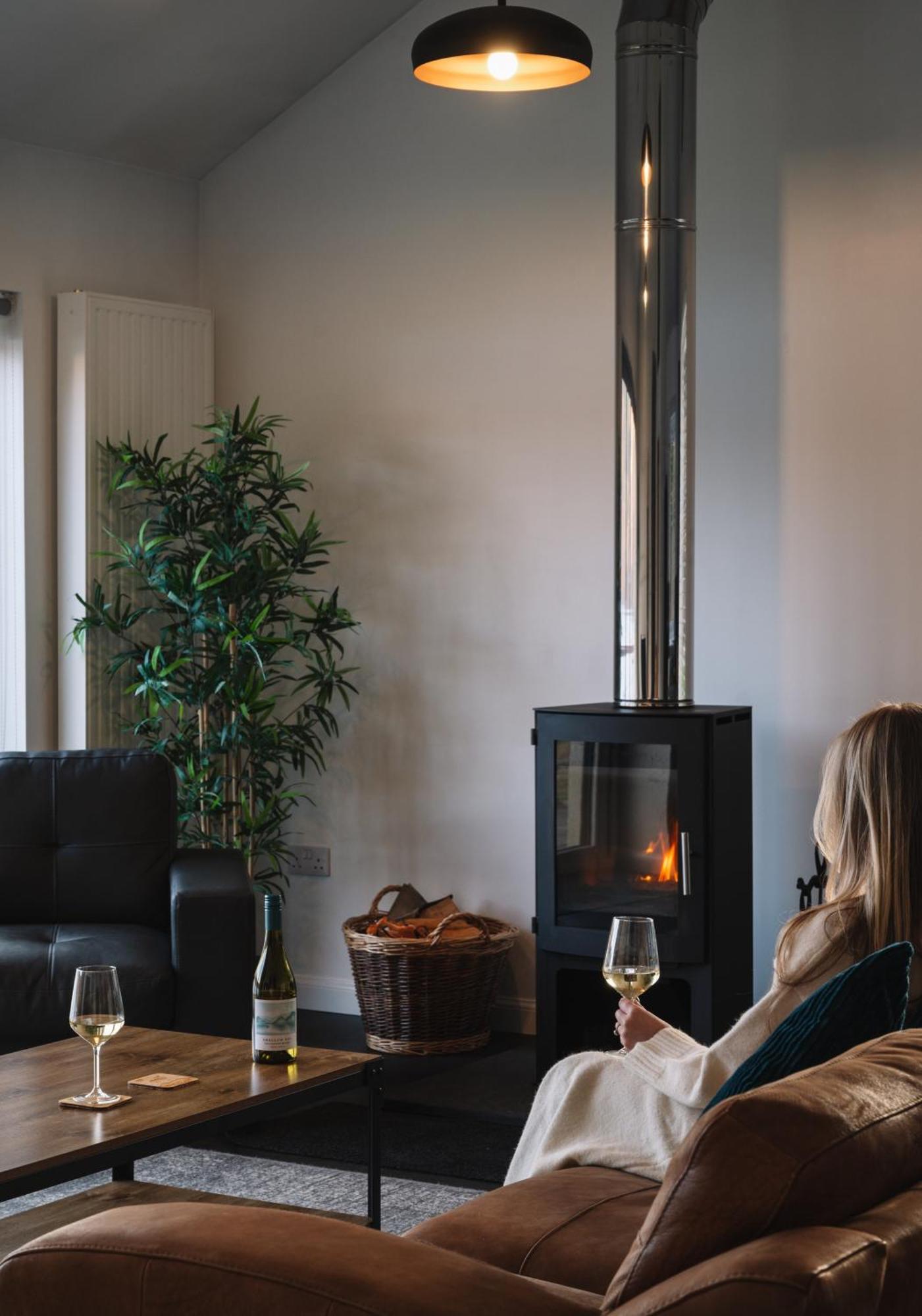 Shoreland Lodges - Cherry Lodge Fort Augustus Bagian luar foto
